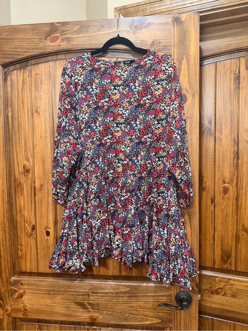 Storia Red Multi Floral Long-Sleeve Casual Dress